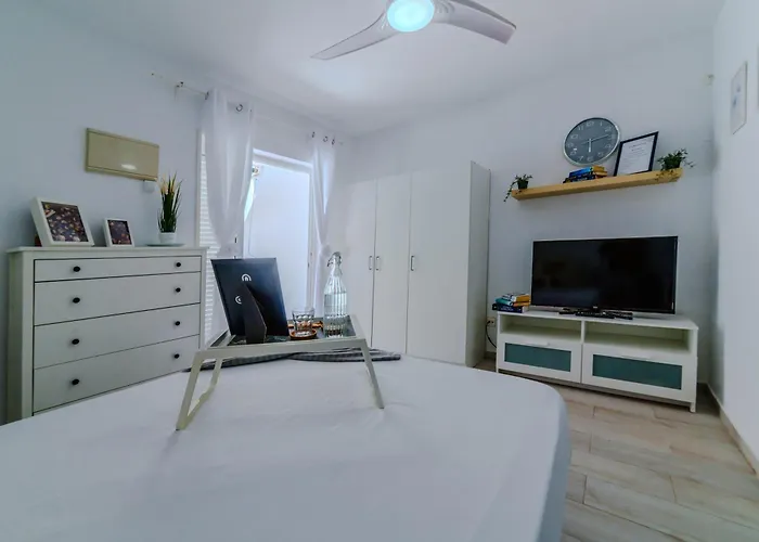 Comodo Y Acogedor Estudio En Tenerife Sur 阿罗纳